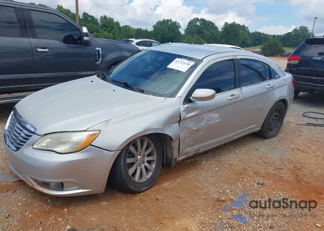 2012 Chrysler 200 Lx z USA, uszkodzony, nr VIN 1C3CCBAB6CN296069